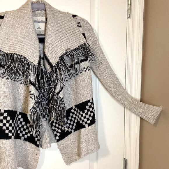 Abercrombie Kids Girls Open Cardigan Ribbed Sweater Fringe Warm Age 9-10 - Picture 2 of 7